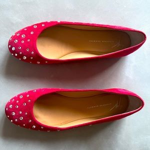 GIUSEPPE ZANOTTI
Elena crystal-embellished suede ballet flats
